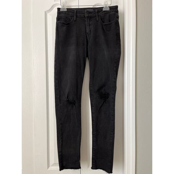 JUDY BLUE Black Distressed Knee Slim Fit Jeans - Picture 1 of 7